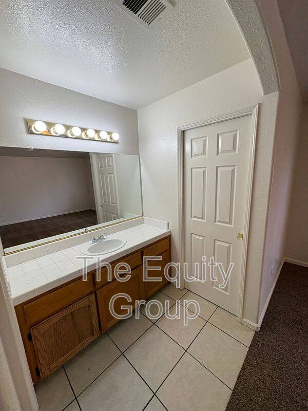 House for rent at 723 N Simon St, Visalia, CA 93292