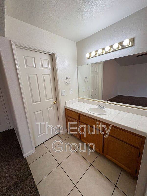 House for rent at 723 N Simon St, Visalia, CA 93292