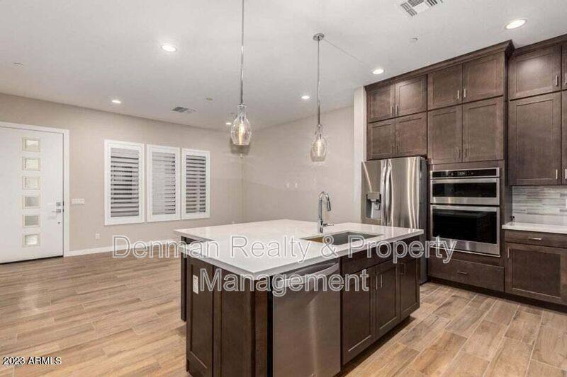 Townhouse for rent at 8340 E McDonald Dr #1002, Scottsdale, AZ 85250