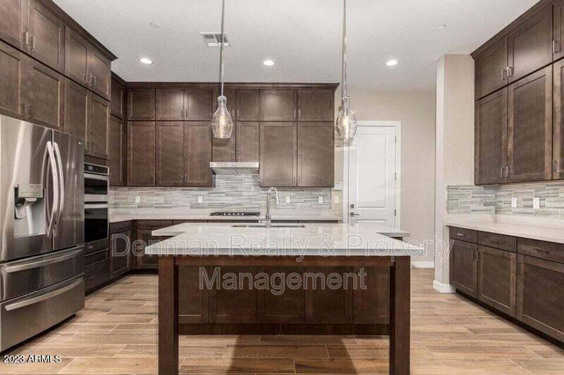 Townhouse for rent at 8340 E McDonald Dr #1002, Scottsdale, AZ 85250
