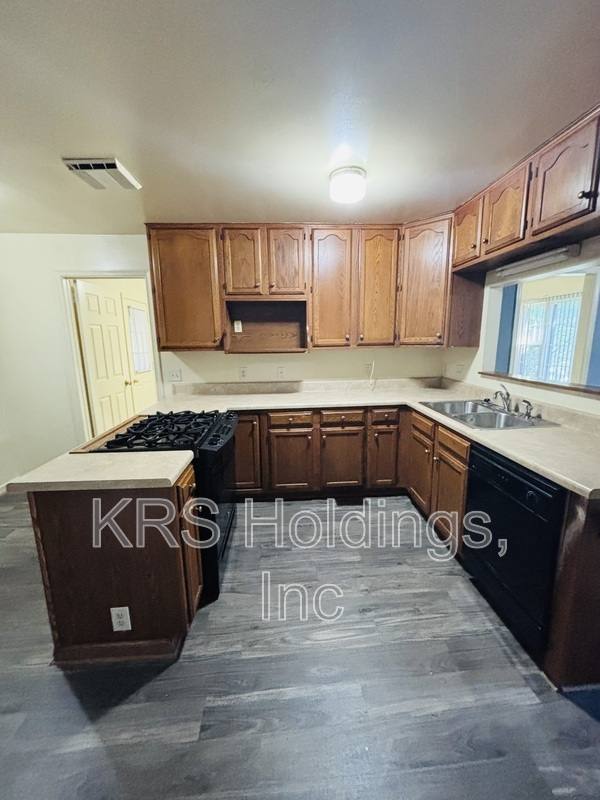 House for rent at 12703 Mill Forest Cr, Midlothian, VA 23113