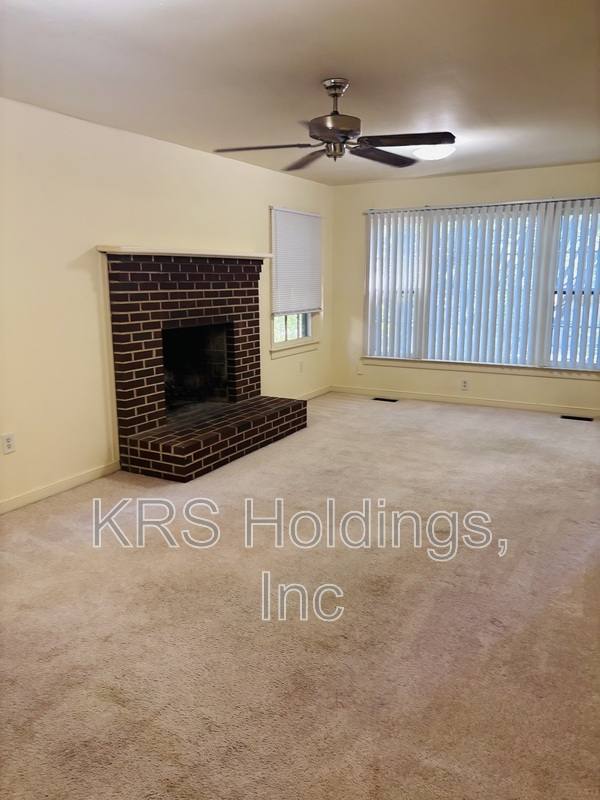 House for rent at 12703 Mill Forest Cr, Midlothian, VA 23113