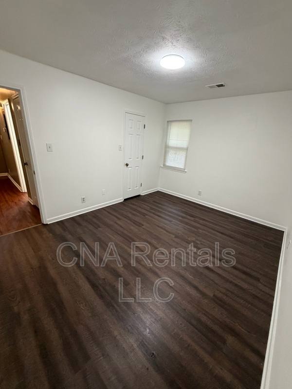 Apartment for rent at 901 Westland Dr SW, Marietta, GA 30066