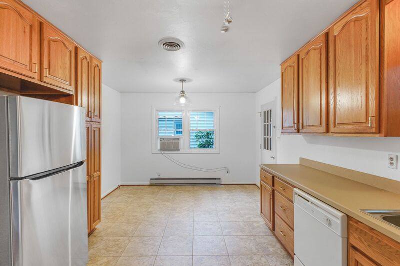 House for rent at 408 Deerwood Dr, Fredericksburg, VA 22401