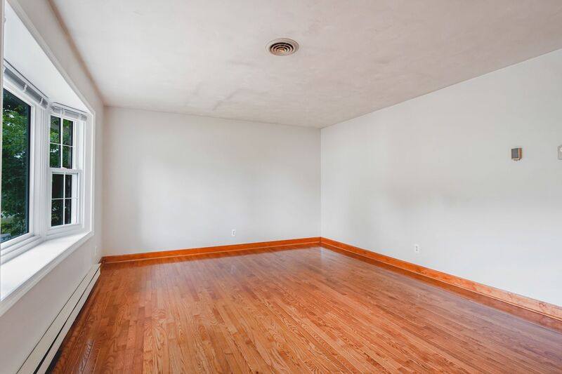 House for rent at 408 Deerwood Dr, Fredericksburg, VA 22401