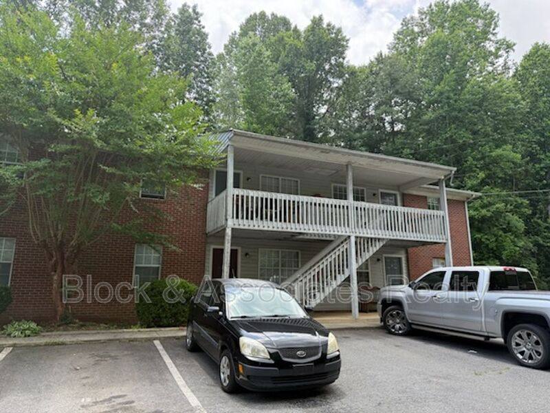 Apartment for rent at 117 Reece Court #H, Randleman, NC 27317