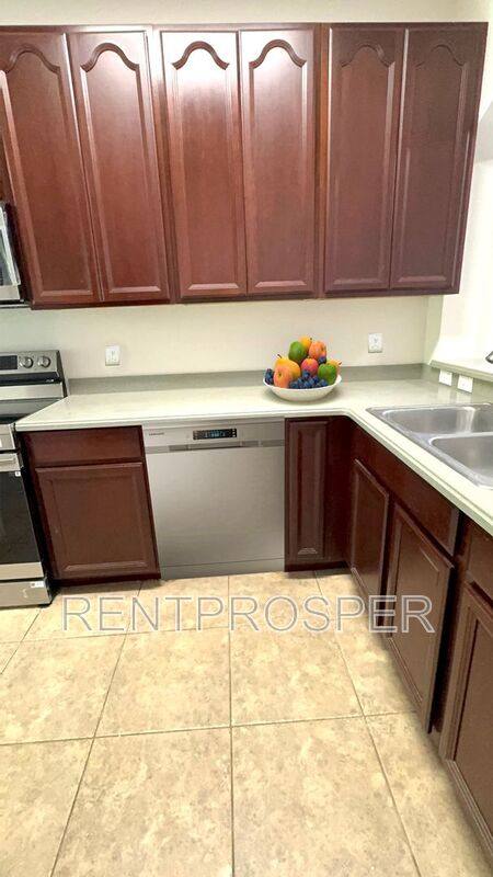 Townhouse for rent at 16617 Cedar Crest Dr, Orlando, FL 32828