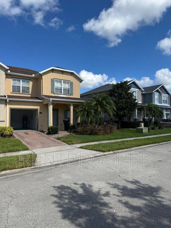 Townhouse for rent at 16617 Cedar Crest Dr, Orlando, FL 32828