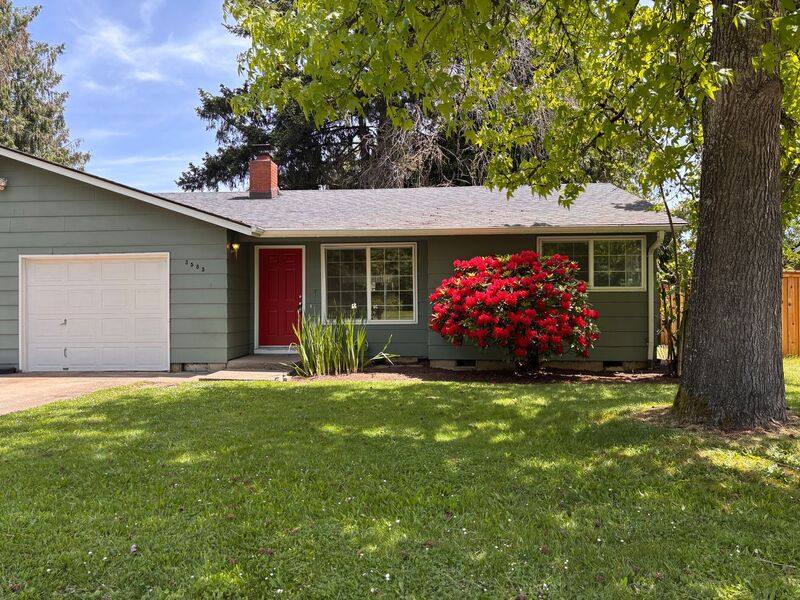 Apartment for rent at 3585 Arrowhead St, Eugene, OR 97404