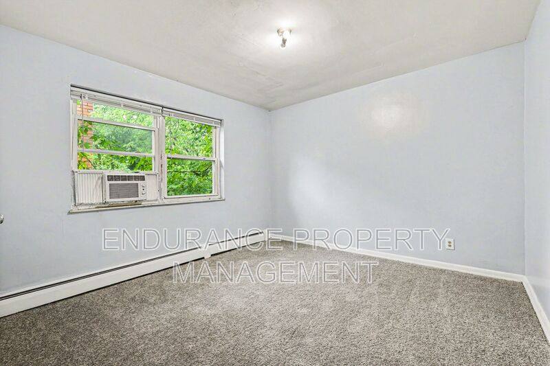 Apartment for rent at 3348 Ninann Court #4, Cincinnati, OH 45211