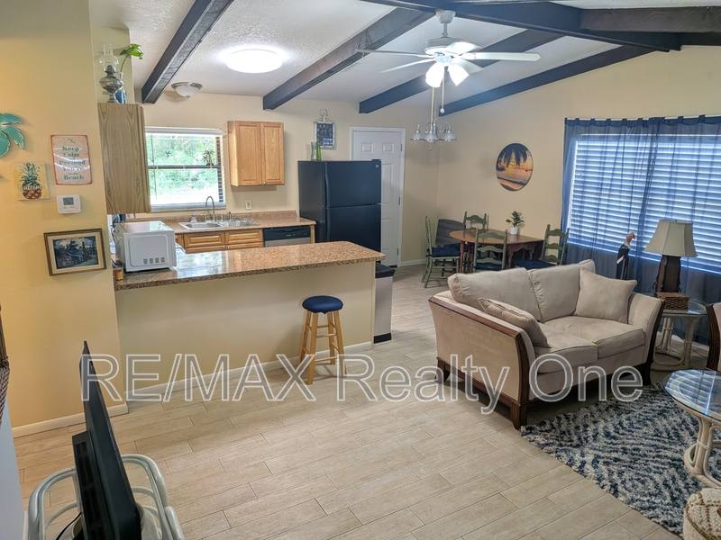Apartment for rent at 10892 W Gem St #1, Crystal River, FL 34428