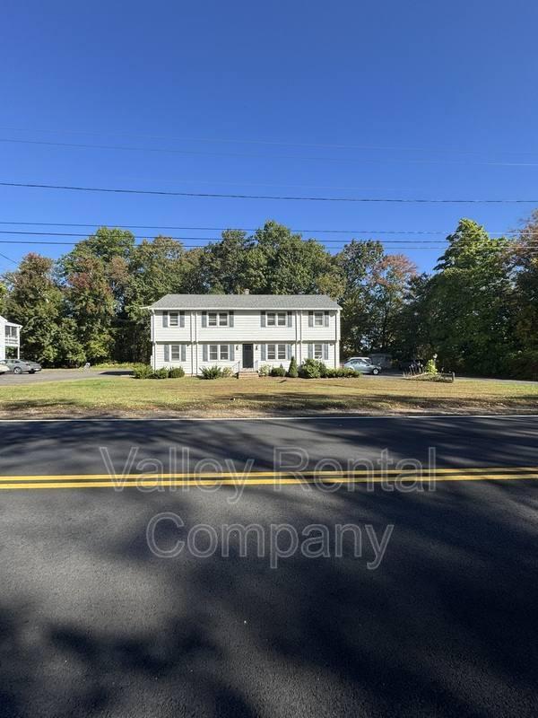 Apartment for rent at 51 New Ludlow Rd #2, Granby, MA 01033