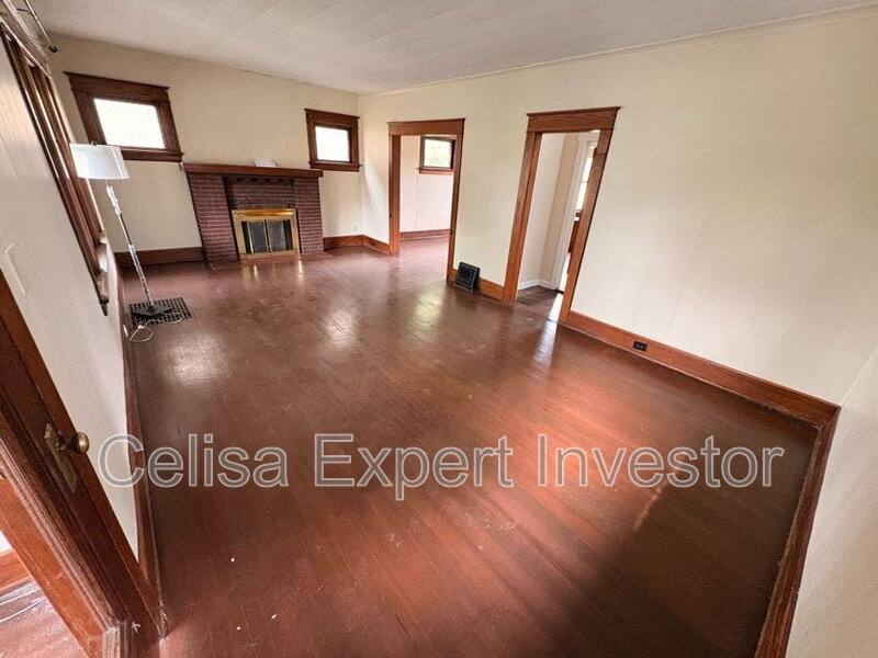 House for rent at 3221 S Harrison St, Fort Wayne, IN 46807
