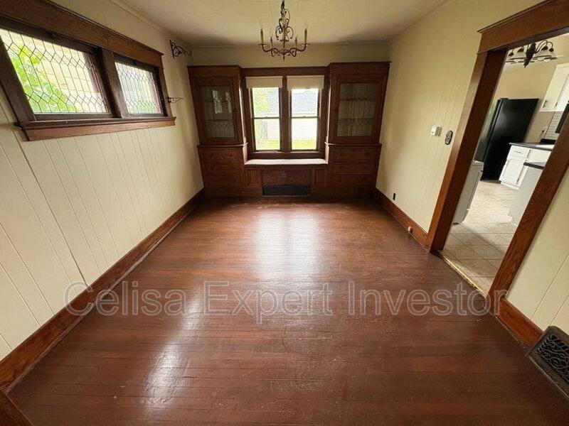 House for rent at 3221 S Harrison St, Fort Wayne, IN 46807