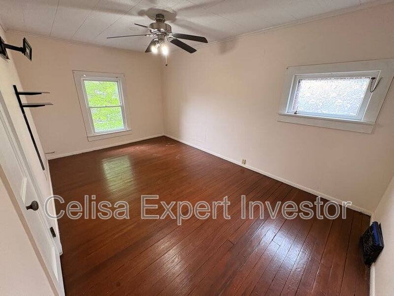 House for rent at 3221 S Harrison St, Fort Wayne, IN 46807