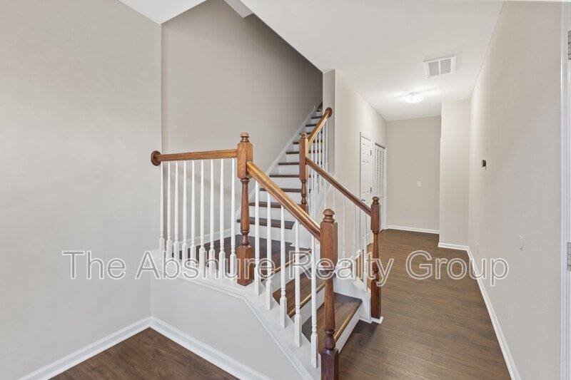 Townhouse for rent at 611 Carlton Commons Lane #1, Cary, NC 27519