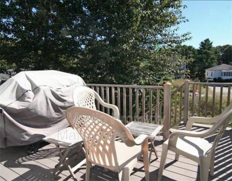 Townhouse for rent at 10 Blue Jay Circle #2, Wakefield, MA 01880