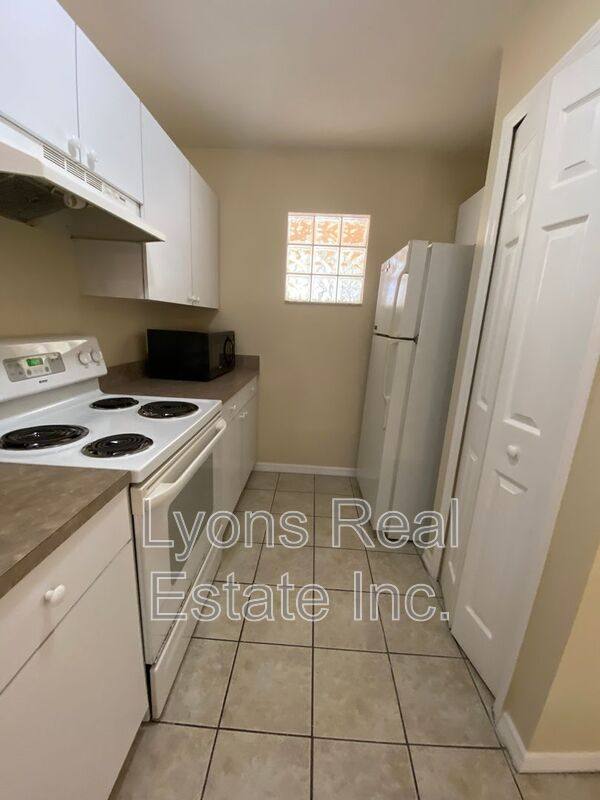 Apartment for rent at 3806 SW 7th Place #102, Cape Coral, FL 33914