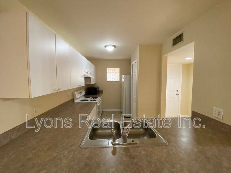 Apartment for rent at 3806 SW 7th Place #102, Cape Coral, FL 33914