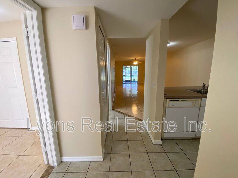 Apartment for rent at 3806 SW 7th Place #102, Cape Coral, FL 33914