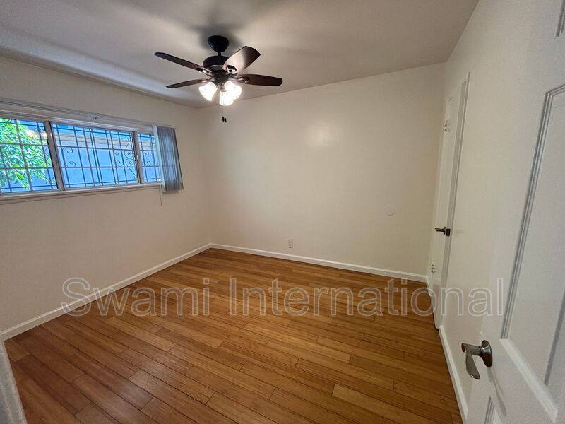 Apartment for rent at 13233 Kornblum Ave, Hawthorne, CA 90250