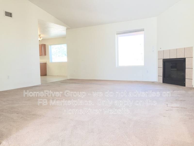 House for rent at 5609 Crown Ridge Rd NW, Albuquerque, NM 87114
