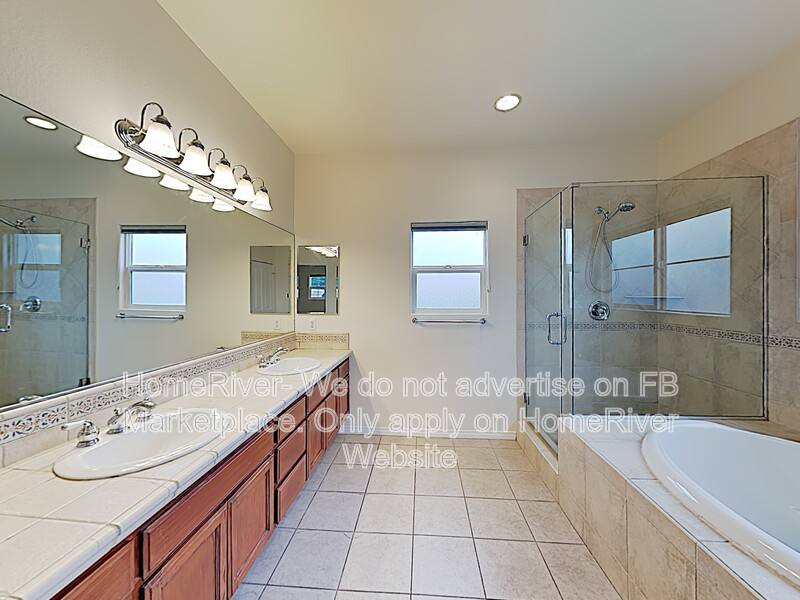 House for rent at 7424 Whitaker Ave, Van Nuys, CA 91406