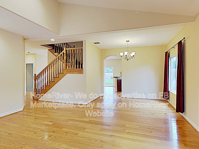 House for rent at 7424 Whitaker Ave, Van Nuys, CA 91406