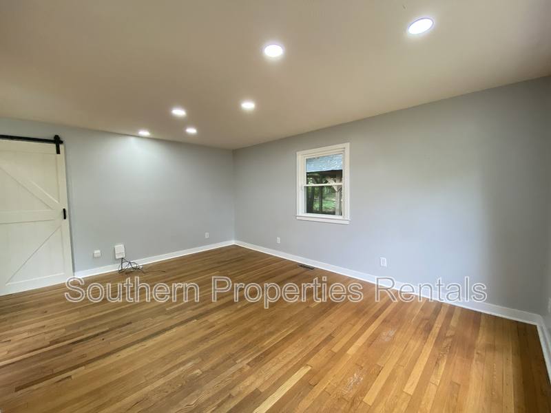House for rent at 290 Lemont Dr, Fayetteville, NC 28303