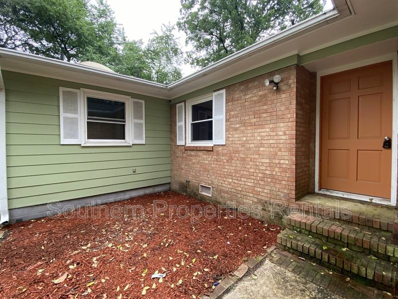 House for rent at 290 Lemont Dr, Fayetteville, NC 28303