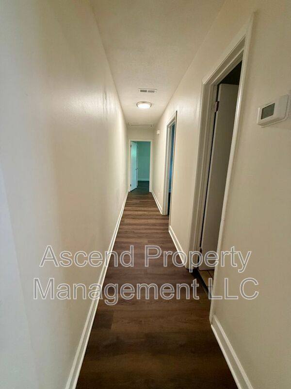 House for rent at 3341 Pinewood Ave #B, Chattanooga, TN 37411