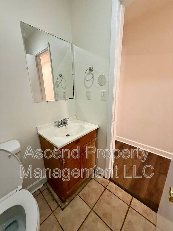 House for rent at 3341 Pinewood Ave #B, Chattanooga, TN 37411