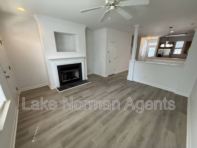 Townhouse for rent at 10031 Ansonborough Square, Huntersville, NC 28078