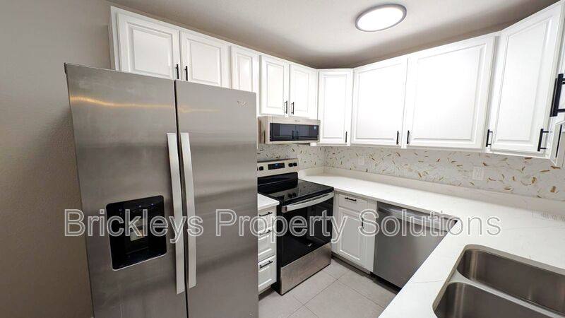 Townhouse for rent at 25 N Cottonwood St #43, Chandler, AZ 85225