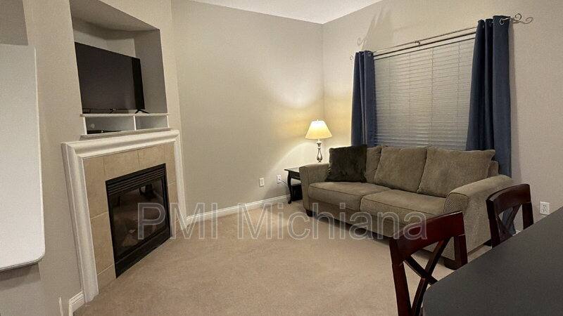 Townhouse for rent at 129 Clancy St, South Bend, IN 46637