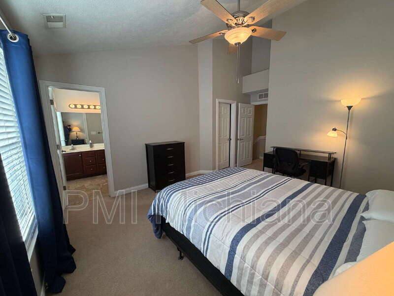 Townhouse for rent at 129 Clancy St, South Bend, IN 46637