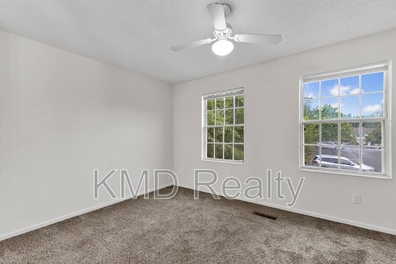 Townhouse for rent at 630 Lex Dr, Charlotte, NC 28262