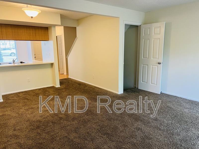 Townhouse for rent at 630 Lex Dr, Charlotte, NC 28262
