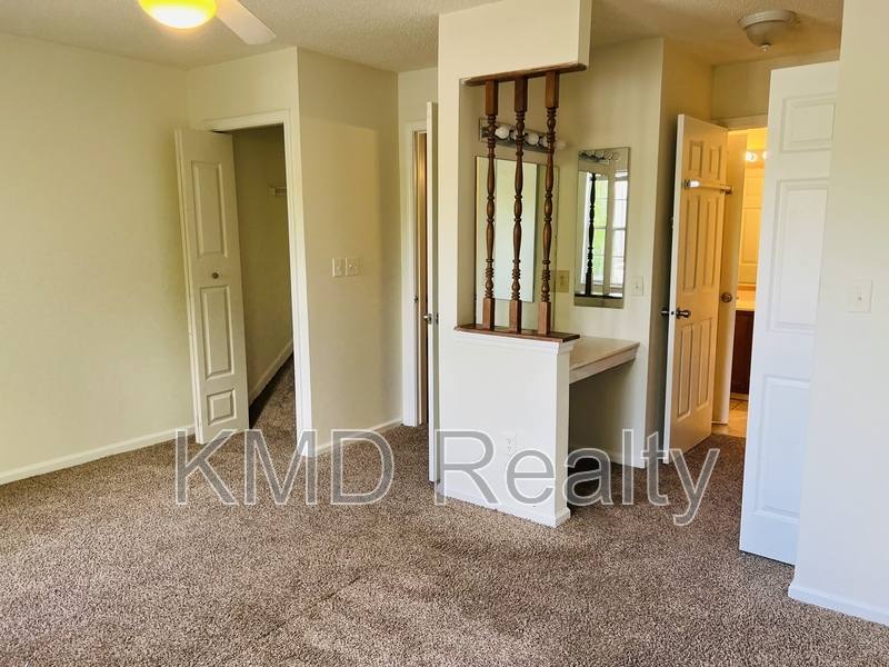 Townhouse for rent at 630 Lex Dr, Charlotte, NC 28262