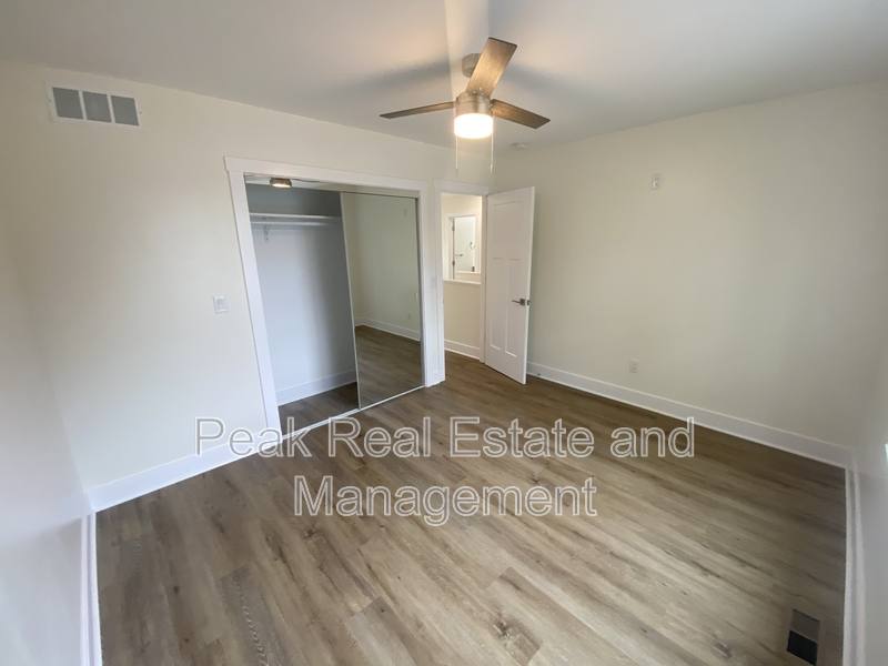 House for rent at 2016 Towner Ave SW, Grand Rapids, MI 49503