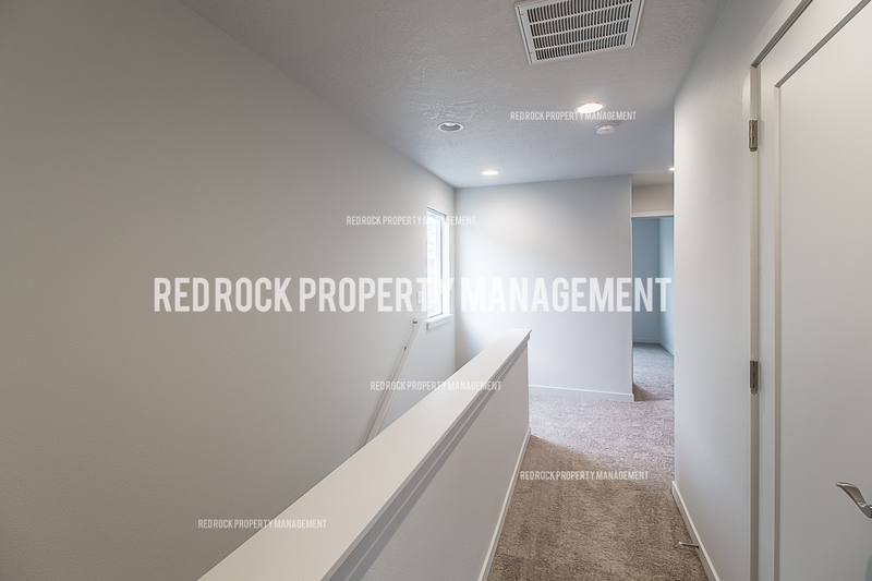 Apartment for rent at 201 S Woodlawn Lane, Spokane, WA 99216