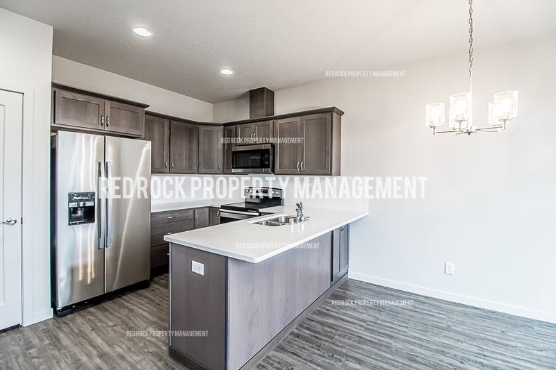 Apartment for rent at 201 S Woodlawn Lane, Spokane, WA 99216