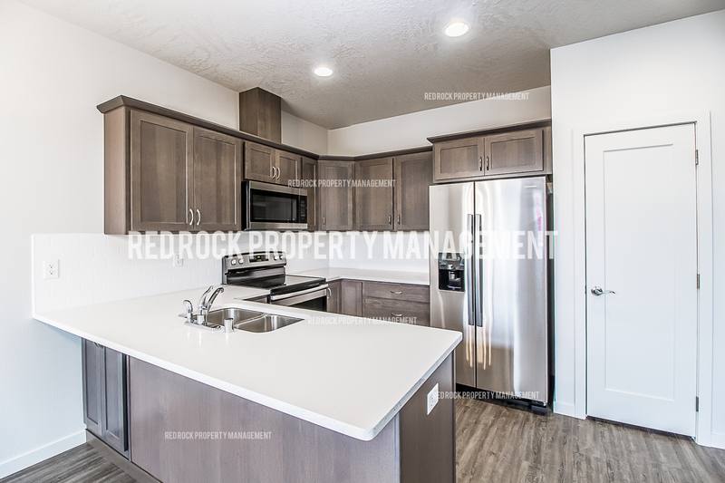 Apartment for rent at 201 S Woodlawn Lane, Spokane, WA 99216