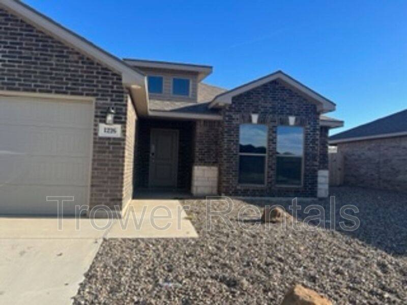 House for rent at 1226 E 92nd, Odessa, TX 79765
