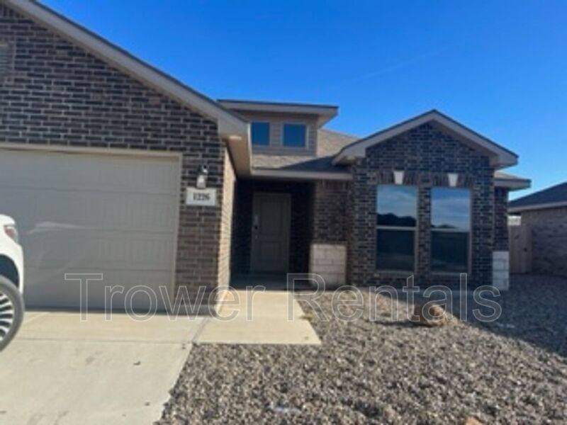 House for rent at 1226 E 92nd, Odessa, TX 79765