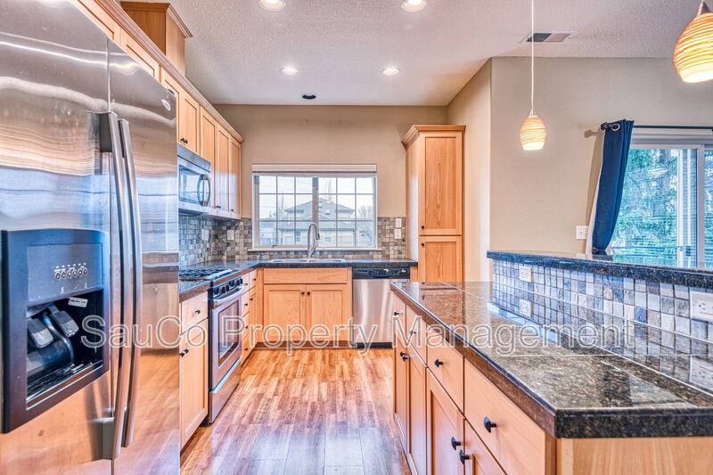 Condo for rent at 8712 NE Delamere Way, Beaverton, OR 97006