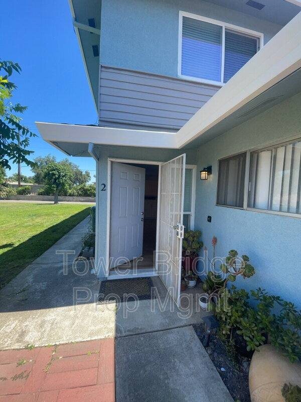 Condo for rent at 9098 Pinata Way #2, Sacramento, CA 95826