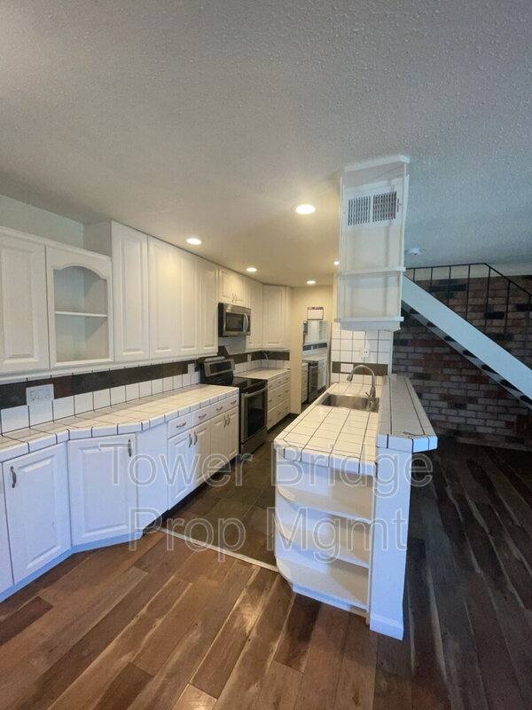 Condo for rent at 9098 Pinata Way #2, Sacramento, CA 95826