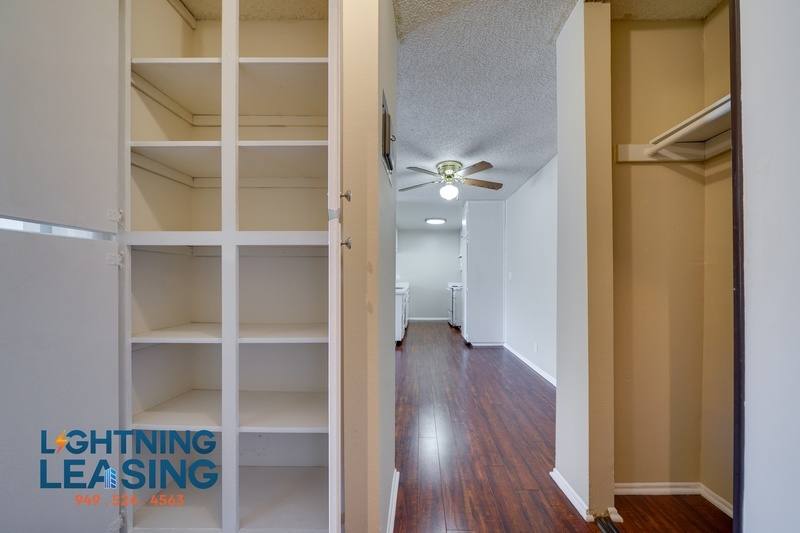 Apartment for rent at 10250 Commerce Ave #216, Tujunga, CA 91042
