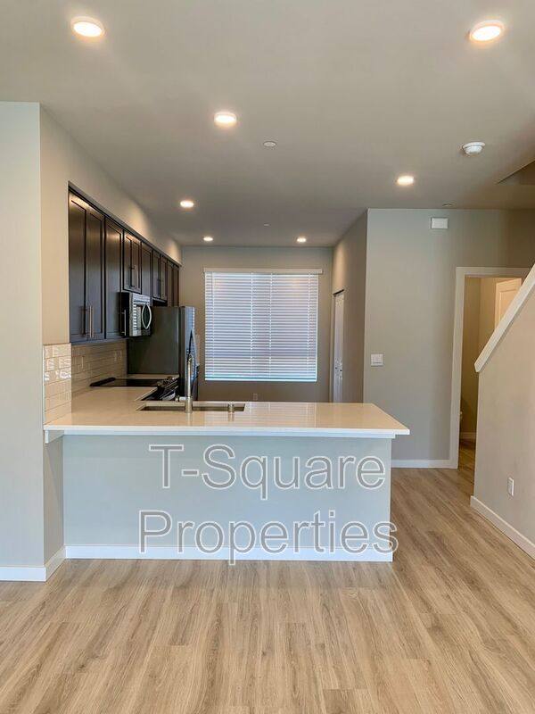 Townhouse for rent at 14925 44th Ave W #B3, Lynnwood, WA 98087